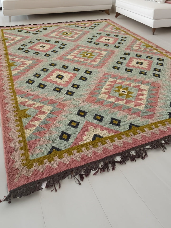 Close Up of Wool Cotton Pink Kilim - Second Nature Online