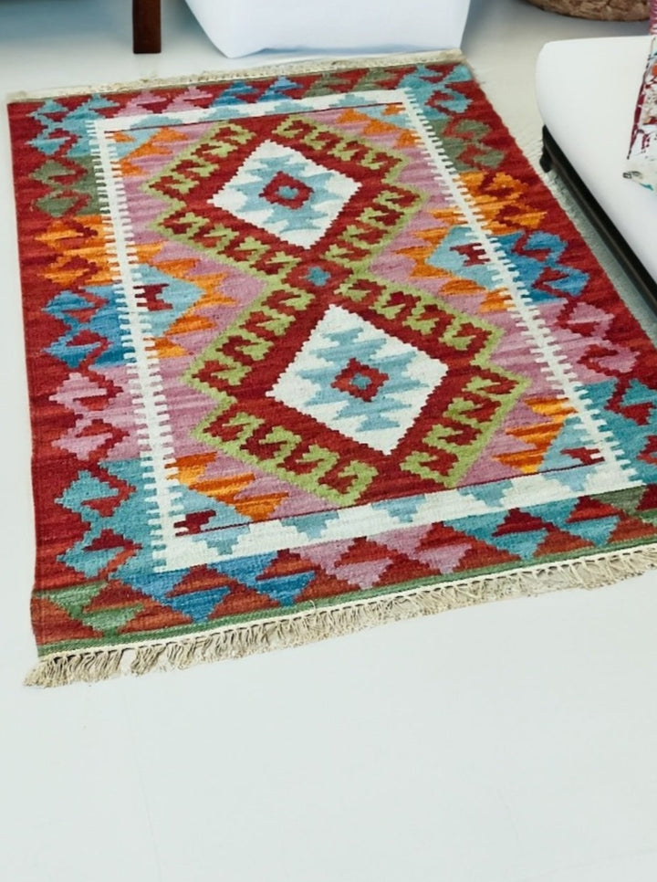 Diamond Kilim Rug Handwoven Wool and Cotton with Geometric Design