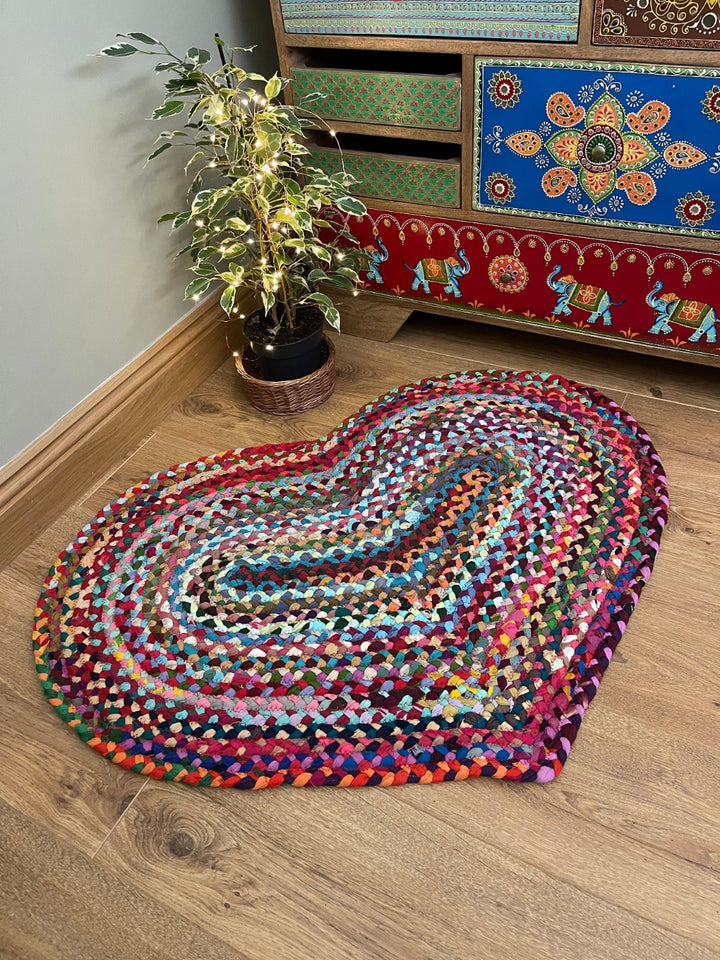 Heart Shaped Braided Rag Rug - Second Nature Online