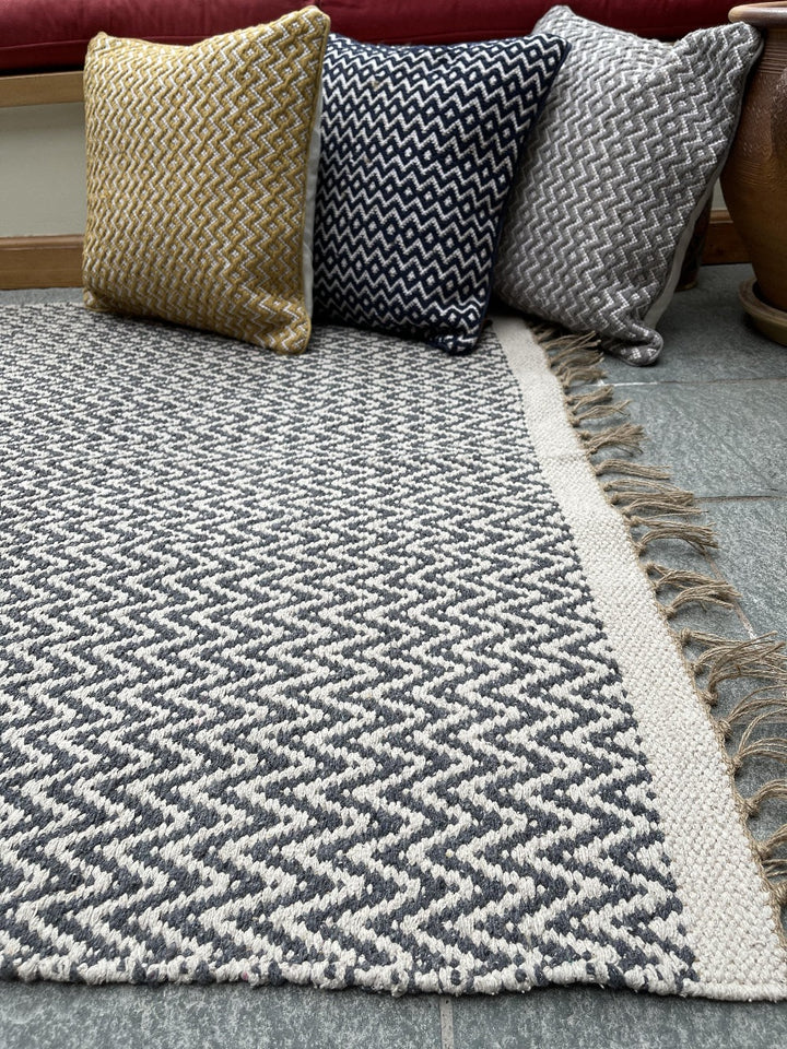 Greta Soft Bedroom Rug Grey Dark Herringbone Pattern - Second Nature Online