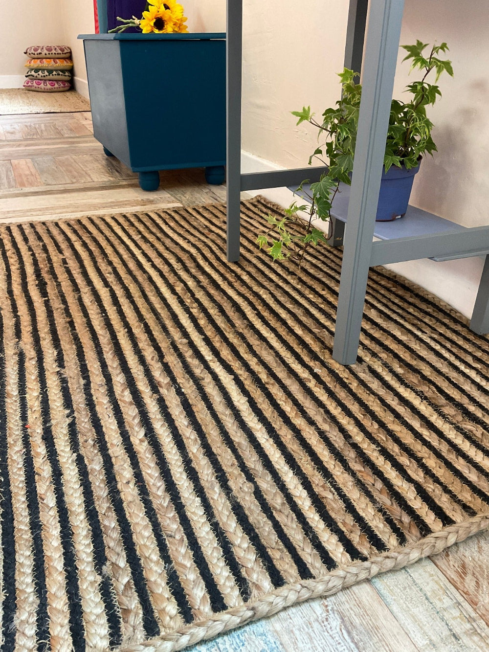 Chakkar Rectangle Dark Cotton Jute Rug Second Nature Online