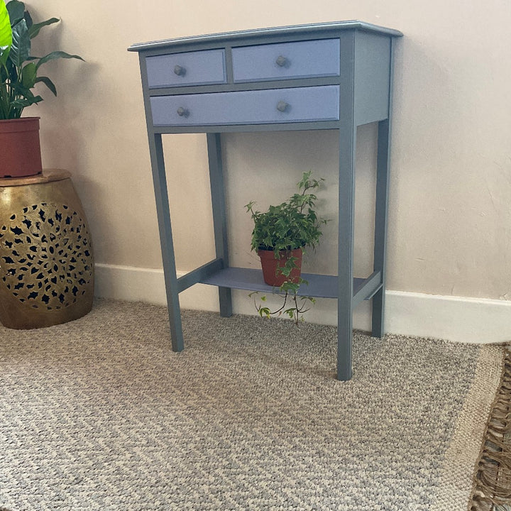 Greta Soft Bedroom Rug Grey Pale Herringbone Pattern