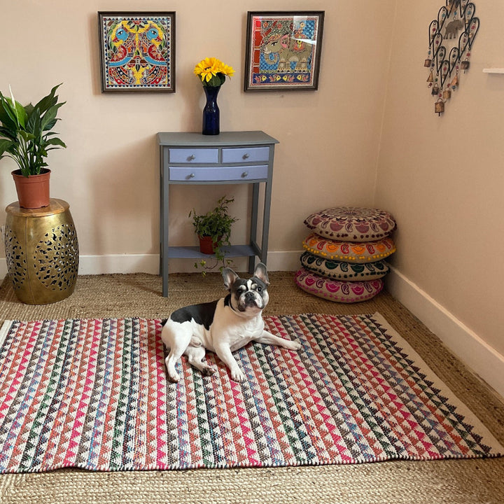 Karal Rug With a French Bulldog - Second Nature Online
