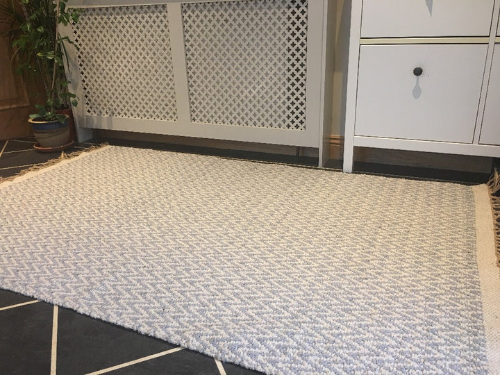 Greta Soft Bedroom Rug Grey Pale Herringbone Pattern