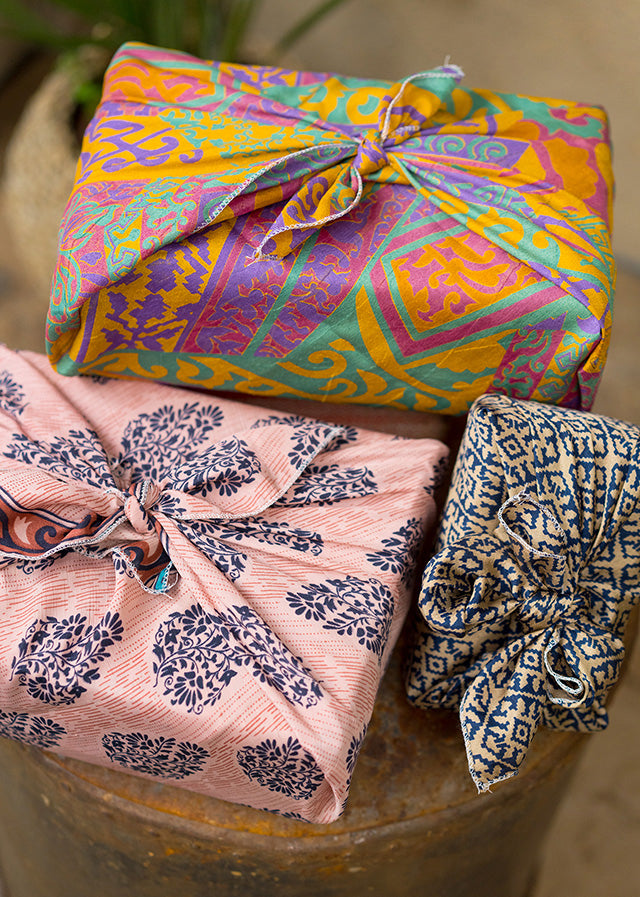 Recycled Indian Sari Material Gift Wrap Colourful Re-useable 4 Pieces Per Purchase Individual Sari Pieces Hair Wrap Head Scarf Various
