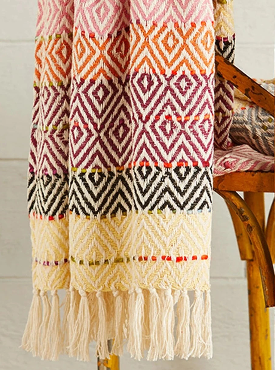 Colourful blankets and throws hotsell