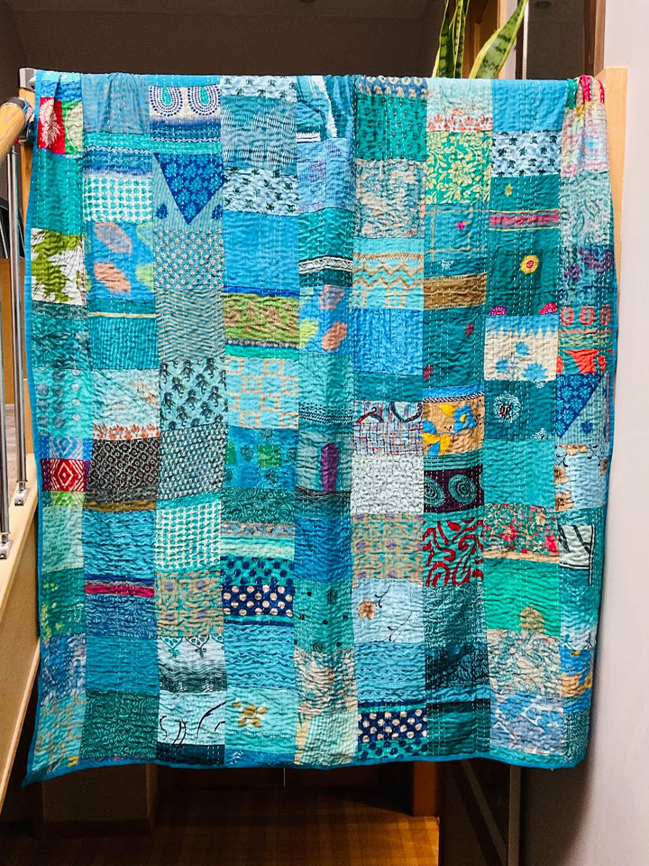Handmade Indian Kantha Recycled Turquoise Blue Patchwork Cotton Sari Throw Bedspread Cover 150 cm x 230 cm