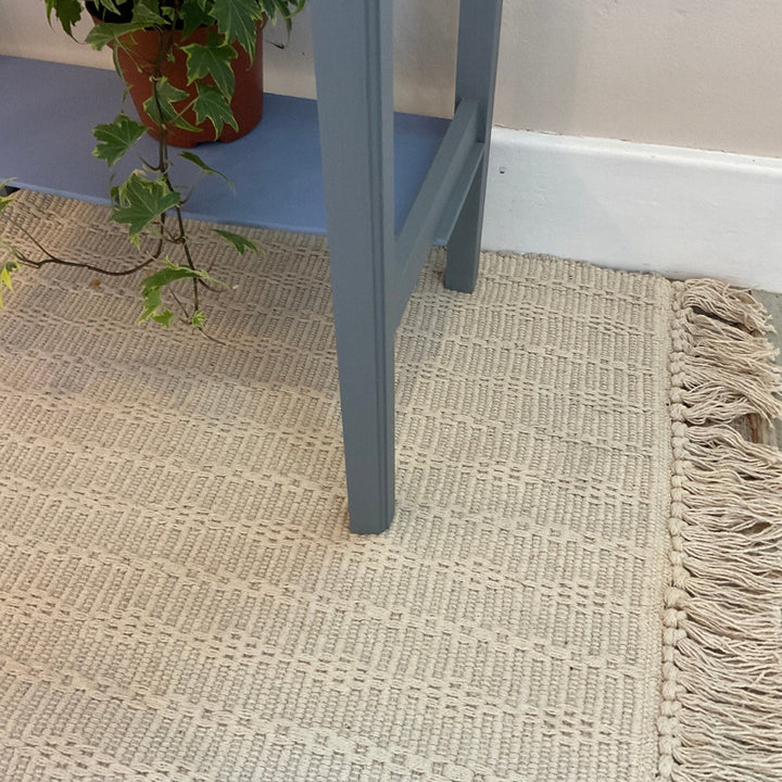 Tarkarli Plain Cream Textured Rug Second Nature Online