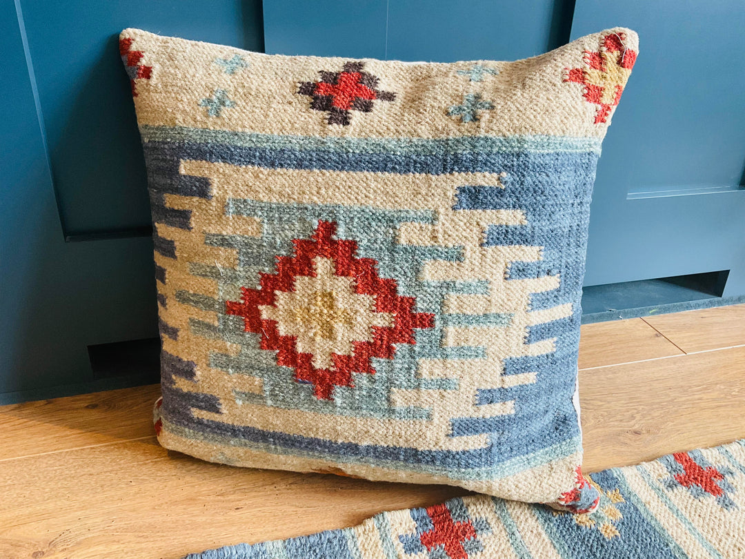 Natural Blue Wool and Cotton Kilim Cushion Covers With a Geometric Pattern 50 cm x 50 cm