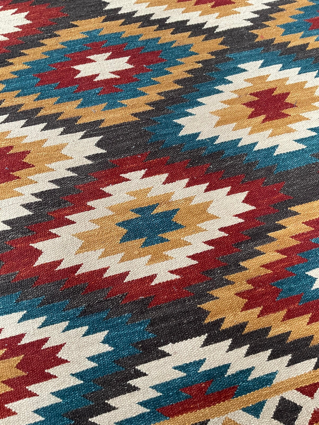 Multi Colour Kilim Rug Handwoven Wool and Cotton with Diamond Geometric Design 120 x 180 cm