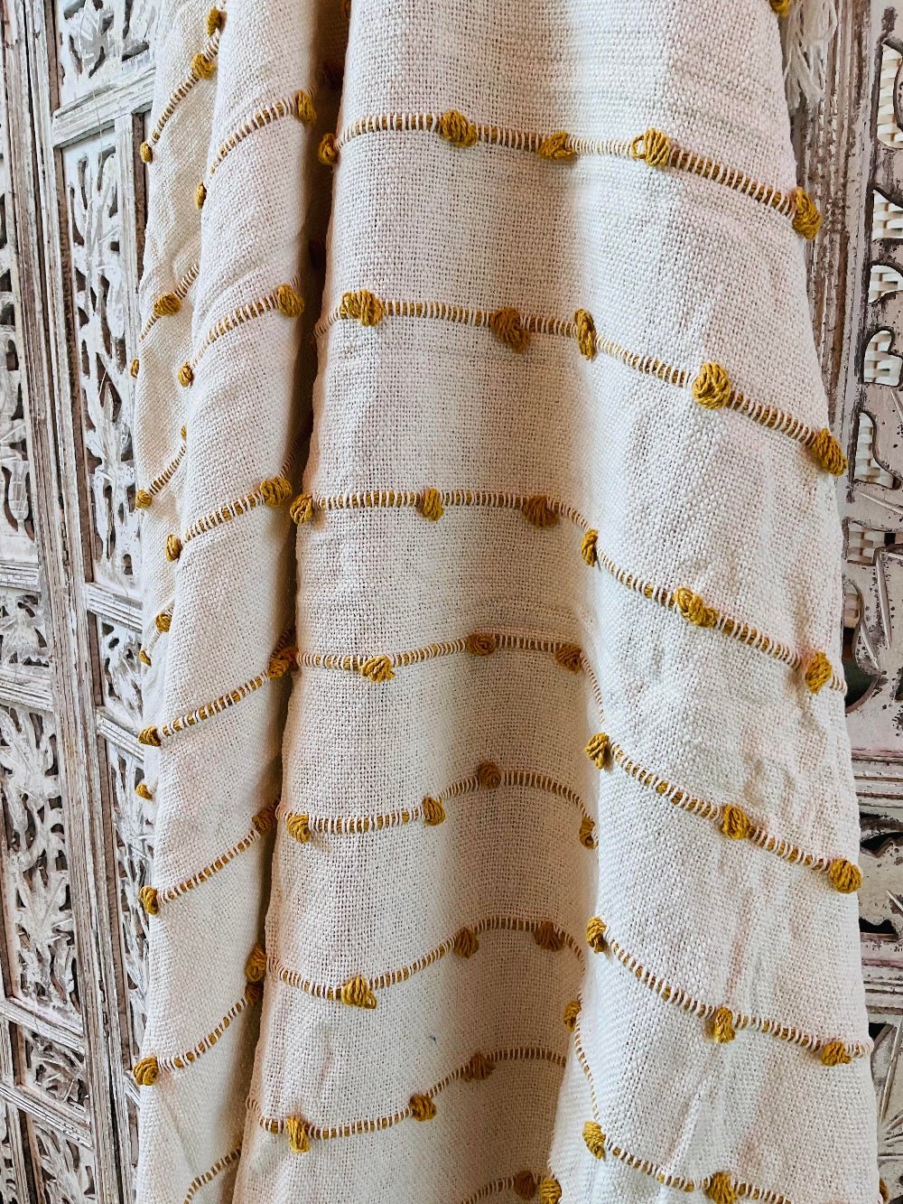 Close Up of Yellow Gold Cream Throw - Second Nature Online