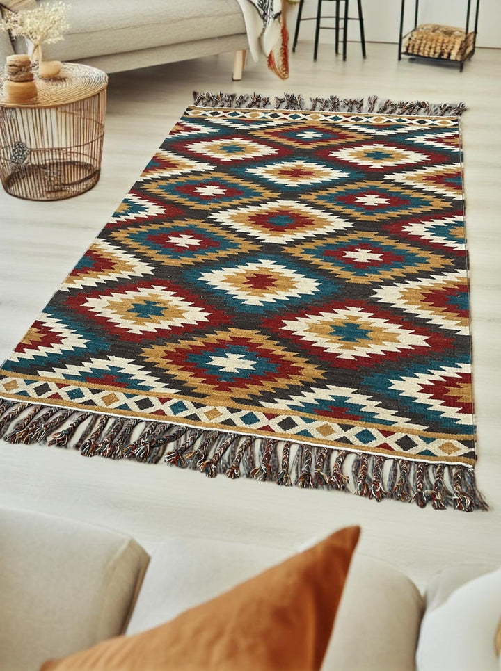 Multi Colour Kilim Rug Handwoven Wool and Cotton with Diamond Geometric Design 120 x 180 cm