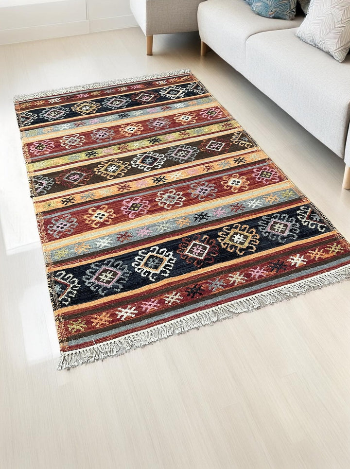 Multi Colour Kilim Rug Handwoven Wool and Cotton with Geometric Design Stitched Sides 120 cm x 180 cm