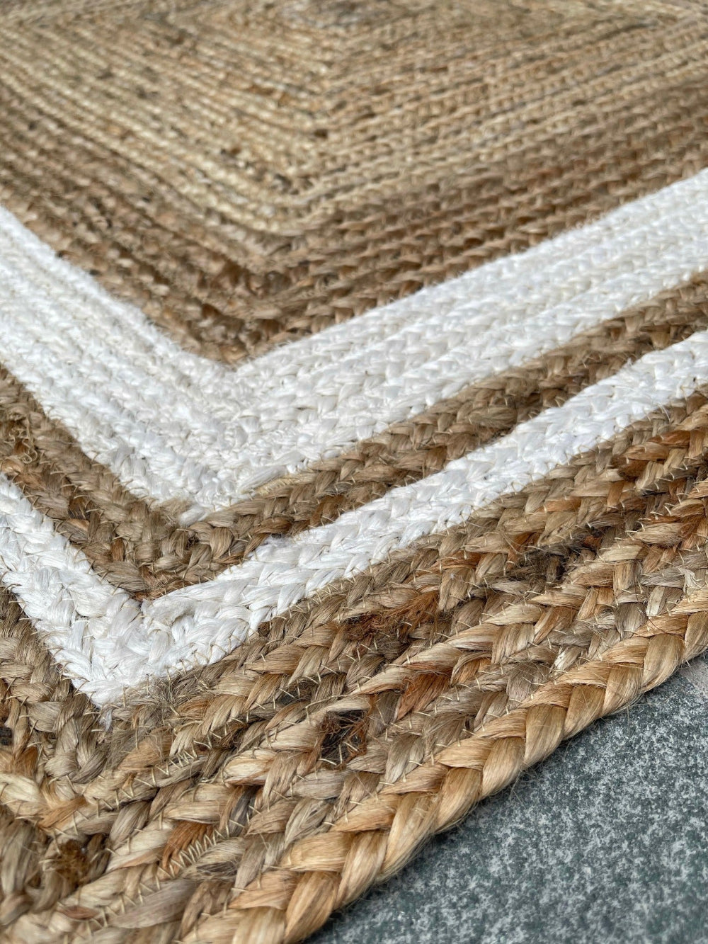 Close Up of Jute Braided Rug With Cream Border - Second Nature Online