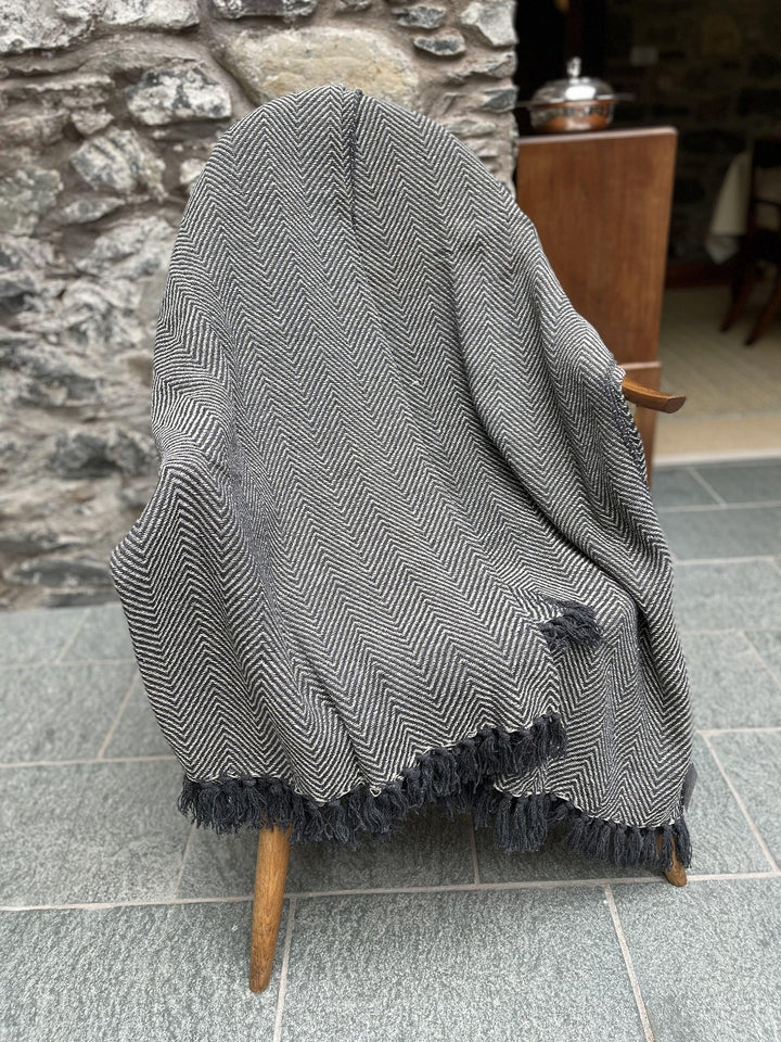 Large Grey Throw in Heavy Cotton with Herringbone Design - Second Nature Online