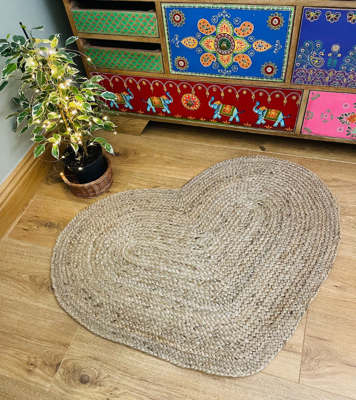 Jute Heart Shaped Rug In a Living Room - Second Nature Online
