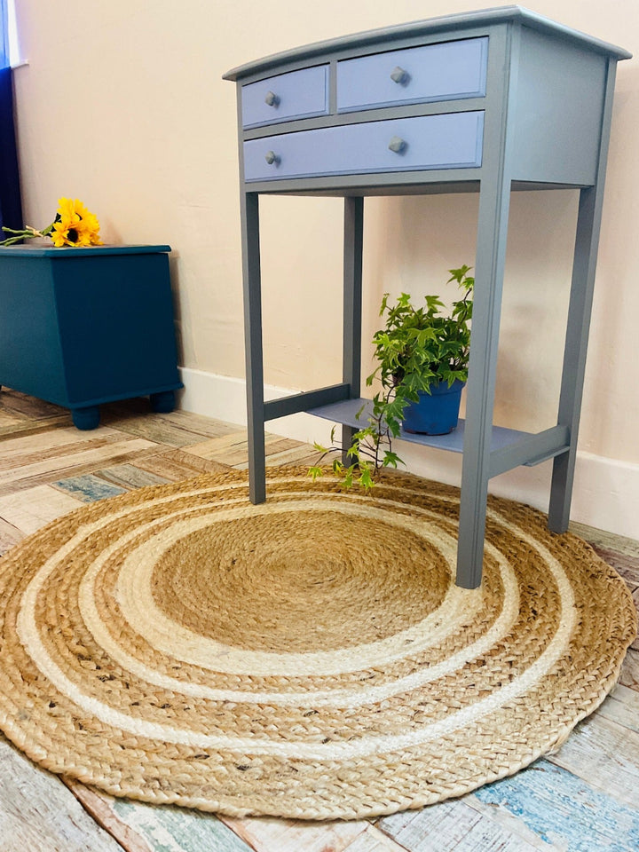 Round Jute Braided Rug With Cream Border Pattern