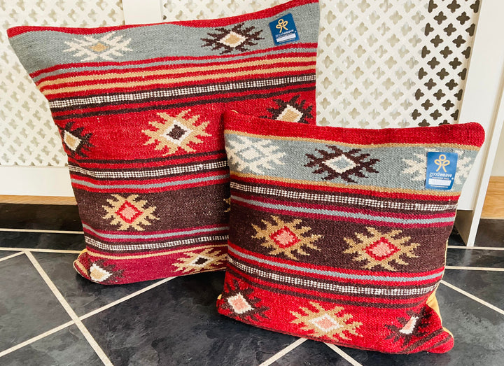 Zanskar Kilim Cushion Cover Handmade in Geometric Stripe Design 2 Sizes